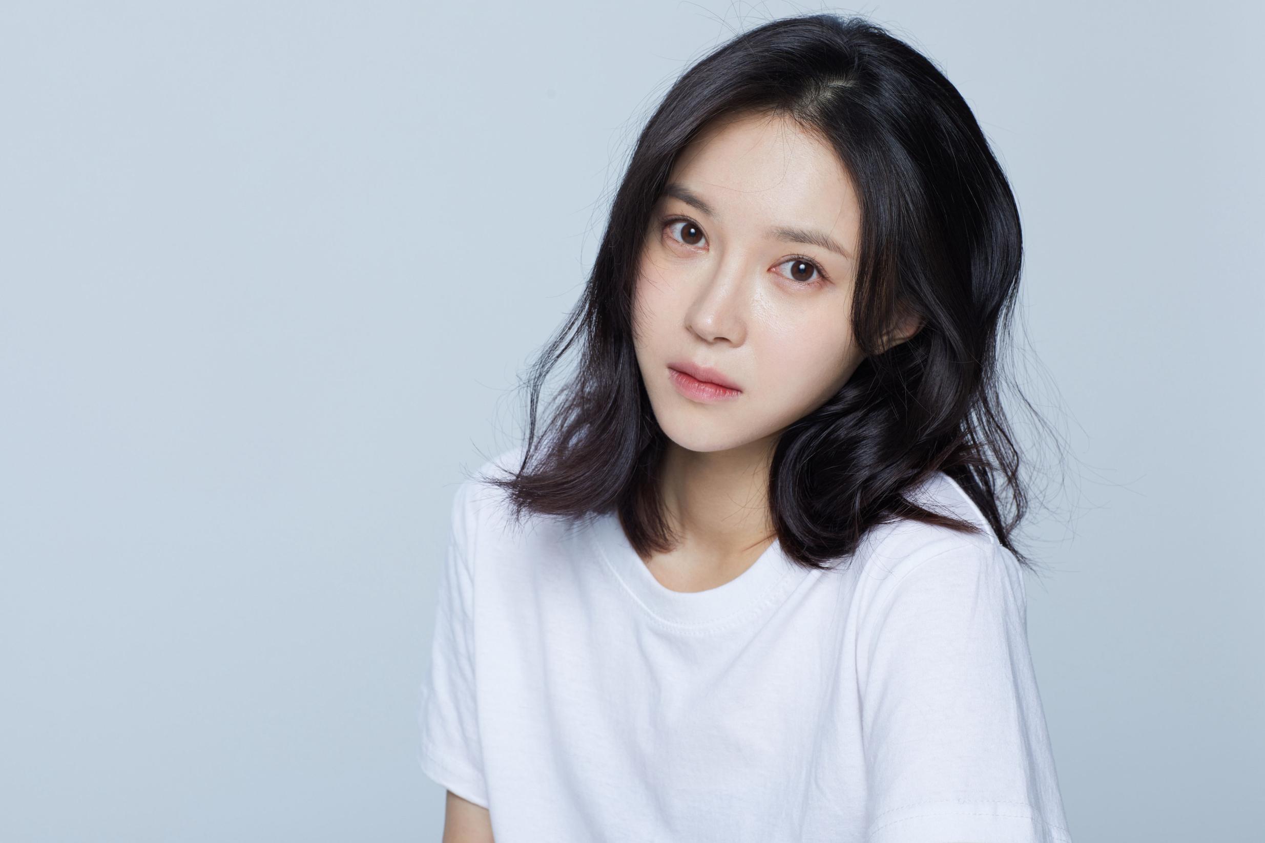 《美女，应接不暇》：角色扮演与AI技术结合，明日Steam见